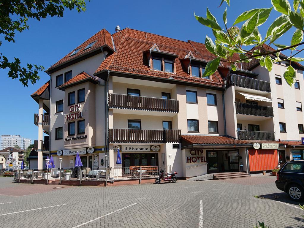 City Hotel Mark Michelstadt Bagian luar foto