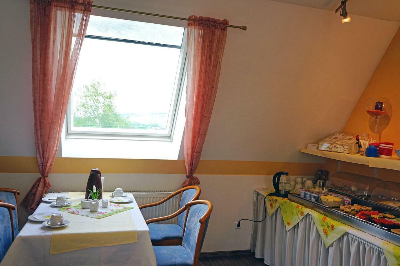 City Hotel Mark Michelstadt Bagian luar foto